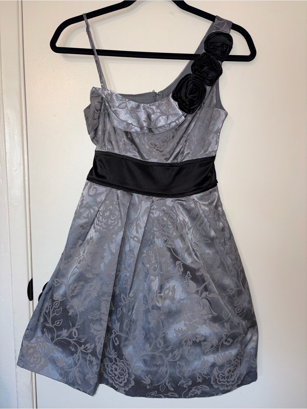 Speechless Silver Rosette Party Dress NWT Size 5